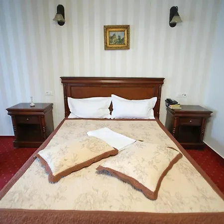 Hotel Ten Constanta Otel 4*