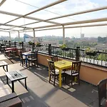 Отель Hotel Ten Constanta