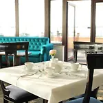 Hotel Ten Constanta Отель