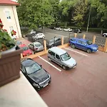 Отель Hotel Ten Constanta 4*