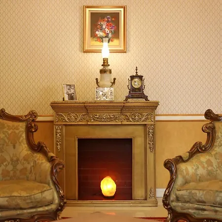 Hotel Ten Constanta فندق كونستانتا