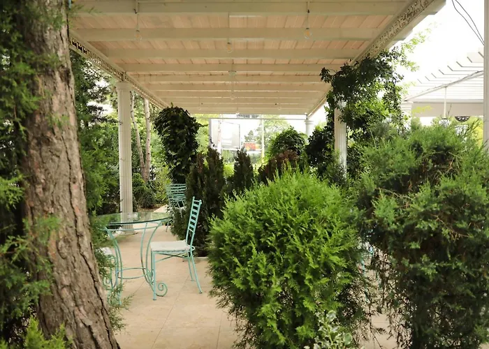 Hotel Ten Constanta 4* Констанца